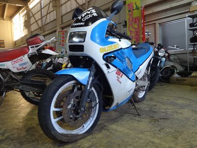 GSX-R400