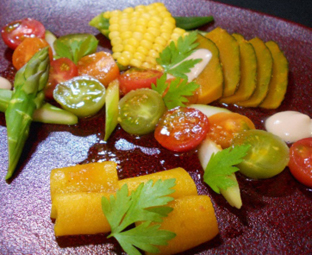 【期間限定(7月末まで)】彩り夏野菜のトマト醤油かけ