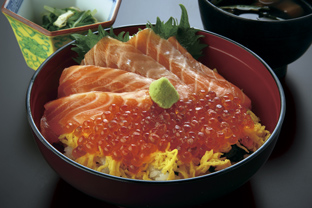 (木曜日限定メニュー)<br>鮭親子丼