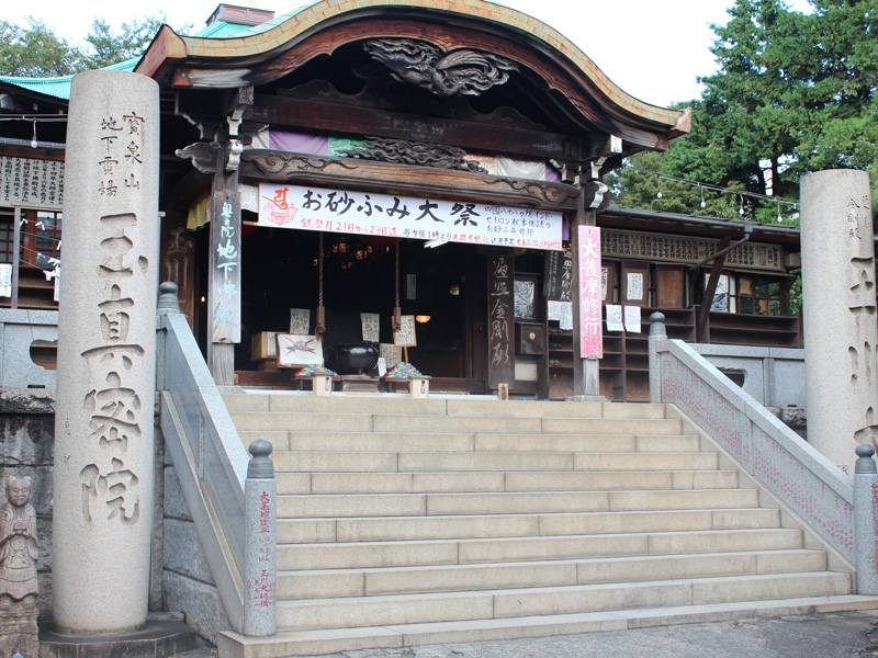 本堂の風景