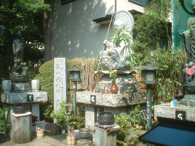 本堂の風景